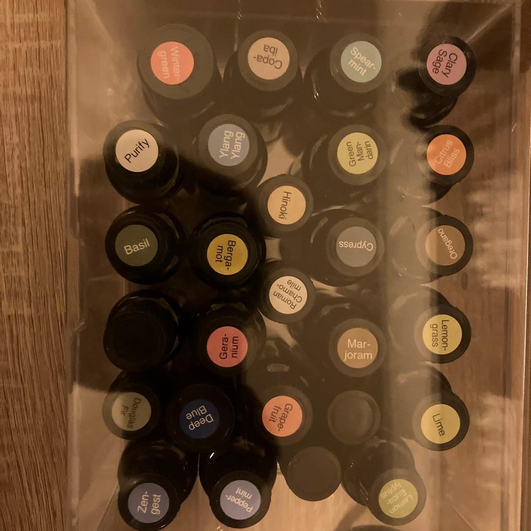 dōTERRA エッセンシャルオイル 25本セット　おまけ