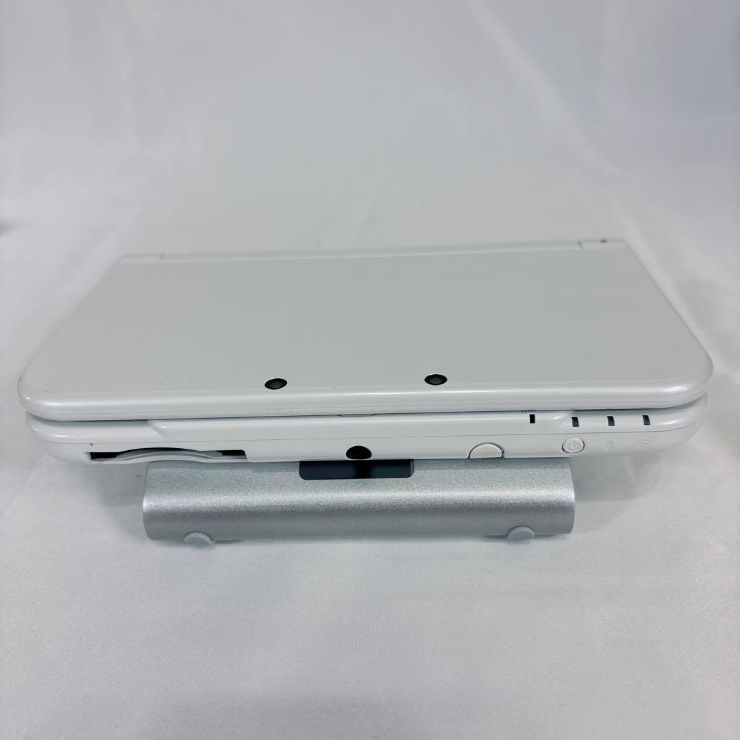Newニンテンドー3DSLL パールホワイト　充電器付