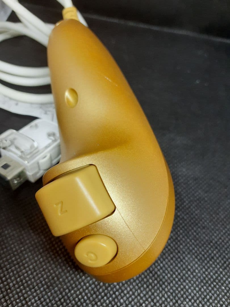 【任天堂】wii WiiU ゴールデンヌンチャク ゴールド 金