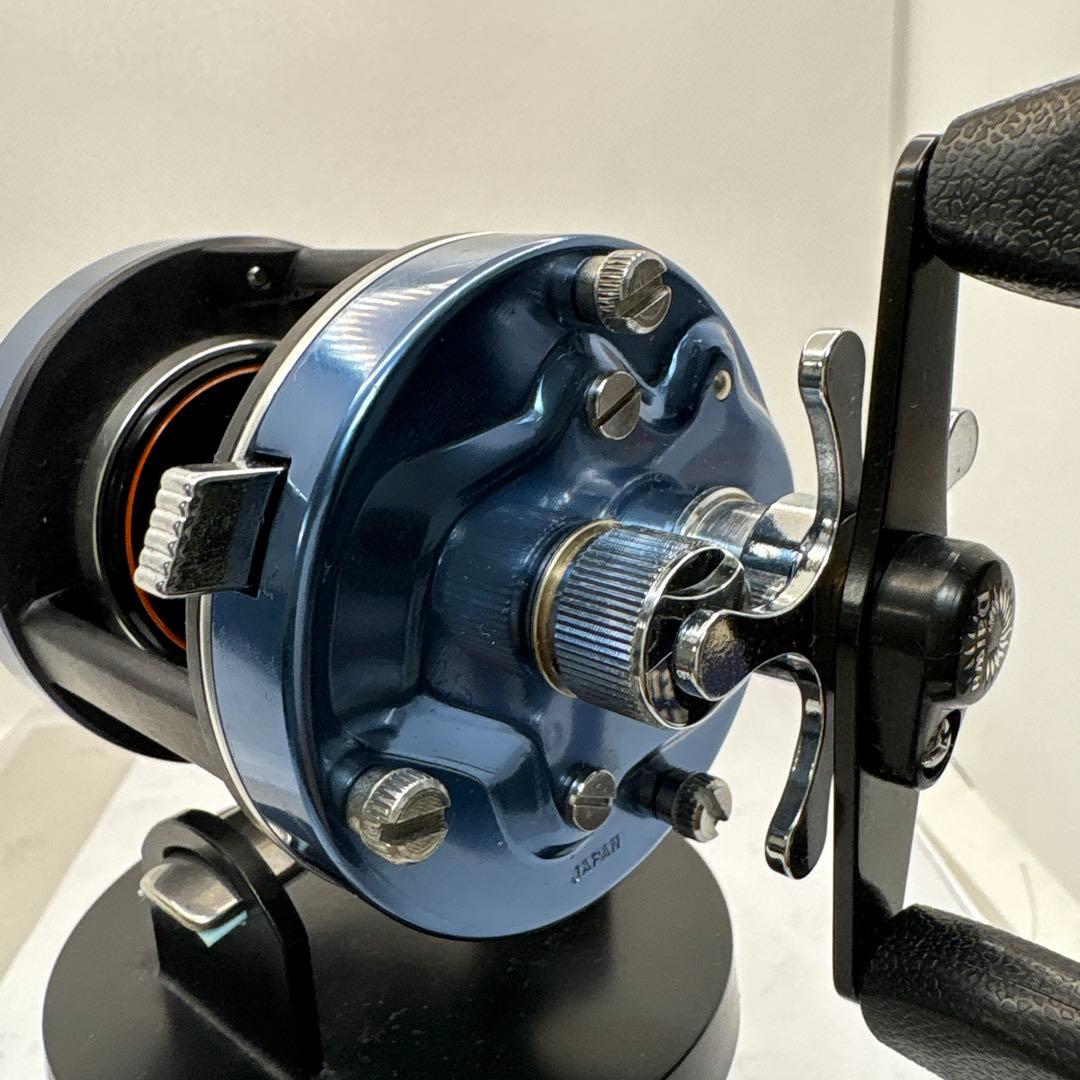 Daiwa Millionaire 4HM ベイトキャスティングリール