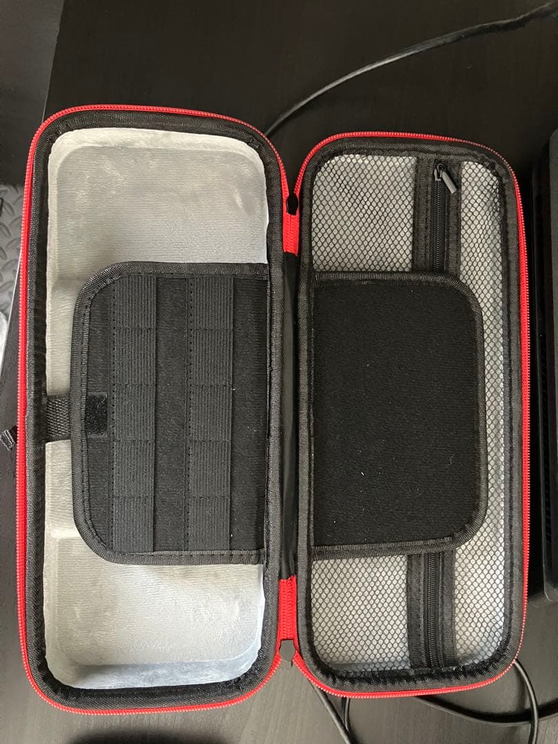 最終値下げSwitch 、グリップコントローラー、専用ケース
